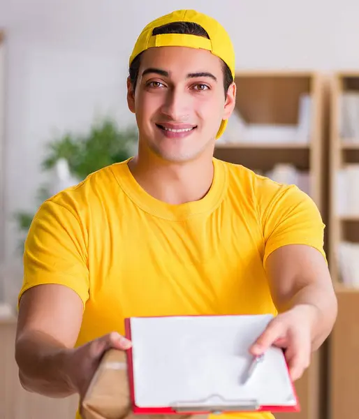 Delivery Man Delivering Parcel Box — Stock Photo, Image