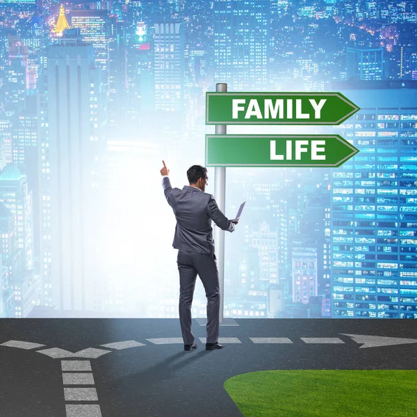 工作生活或家庭平衡的商业概念 — 图库照片