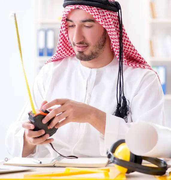 Arab Engineer Working New Project — Stock Photo, Image