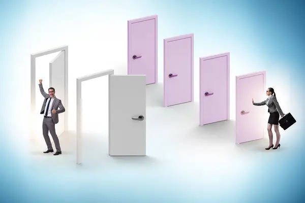 Business People Many Doors Opportunities — Stock Photo, Image