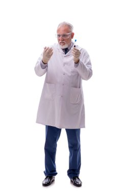 Yaşlı kimyagerin beyazı.