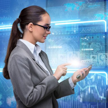 Cep telefonuyla uzaktan erişim kavramı