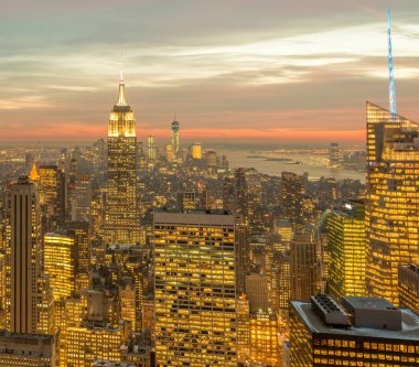 Günbatımında New York Manhattan manzarası