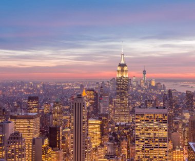 Günbatımında New York Manhattan manzarası