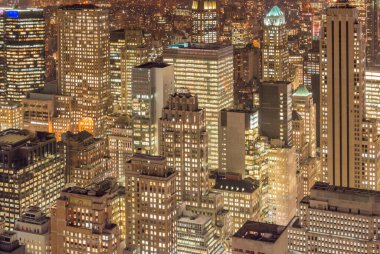 Günbatımında New York Manhattan 'ın gece manzarası
