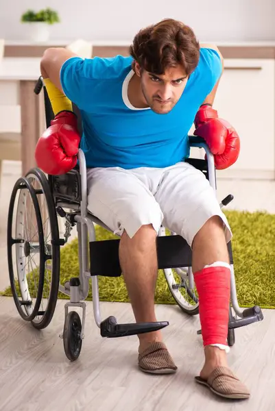 stock image The injured man recovering from his injury