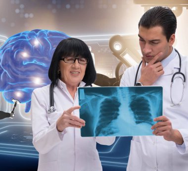 Teletıp konseptinde iki doktor.