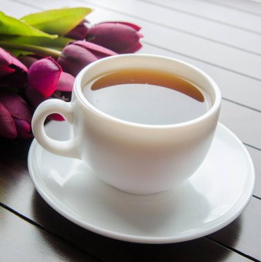 Yemek konseptinde bir fincan çay.