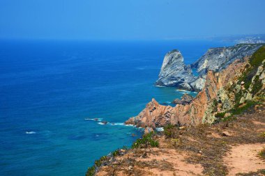 Portekiz 'deki Cabo de Roca sahili.