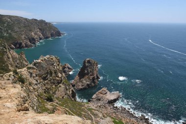 Portekiz 'deki Cabo de Roca sahili.