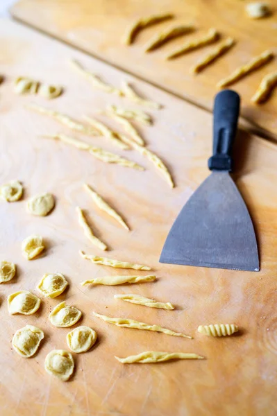 Nahaufnahme Der Herstellung Frischer Italienischer Pasta — Stockfoto