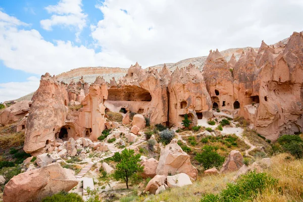Piękna Wspaniała Przyroda Krajobraz Formacje Skalne Zelve Cappadocia Turcja — Zdjęcie stockowe