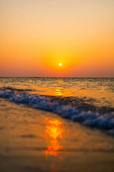 Прекрасний Захід Сонця Над Тропічним Морем — стокове фото