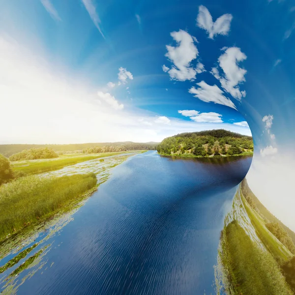 Nehir Tepeler Gökyüzü Karışık Ortam Oluşturma — Stok fotoğraf