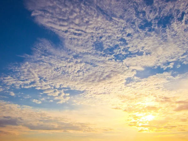 Schöner Himmel Und Wolken Sommer Gutes Wetter — Stockfoto