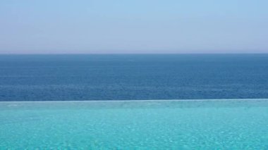 Pool sea and horizon. Stabilized shot