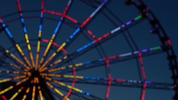 Night Shot Illuminated Ferris Wheel — Video Stock