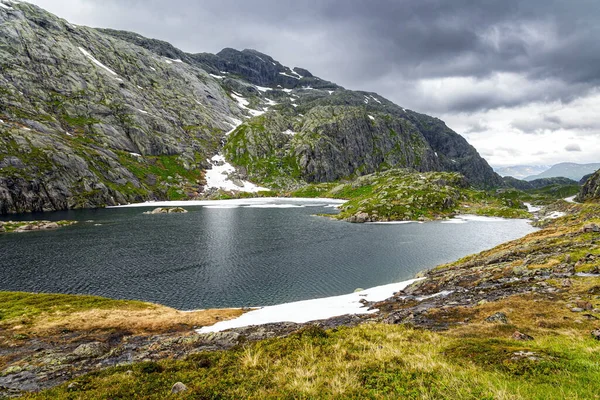 Schwere Graue Wolken Bedecken Den Himmel Kalter Sommer Norwegen Große — Stockfoto
