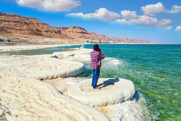 Woman Plaid Cowboy Shirt Photographs Sea Surface Evaporated Salt Forms — Stock Photo, Image