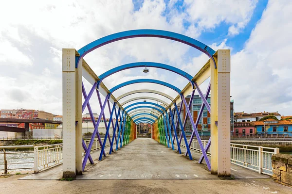 Wspaniały Most Nad Rzeką Aviles Międzynarodowe Centrum Kulturalne Słynnego Architekta — Zdjęcie stockowe