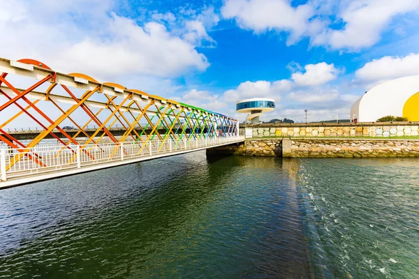 Magnificent Light Bridge River Aviles International Cultural Center Famous Architect — Stock Photo, Image