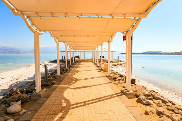 Länge Täckt Galleri Stranden Den Avrinningslösa Saltsjön Mellanöstern Avdunstat Salt — Stockfoto