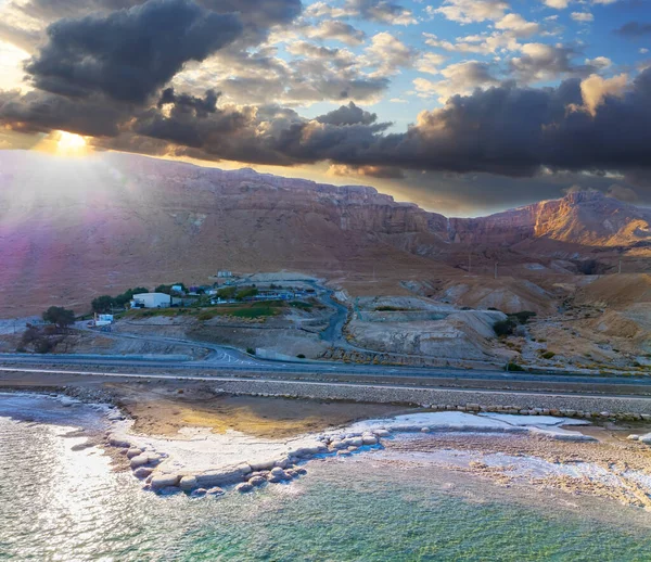 Morze Martwe Izrael Wspaniały Zimowy Krajobraz Płytkie Morze Martwe Sfotografowane — Zdjęcie stockowe