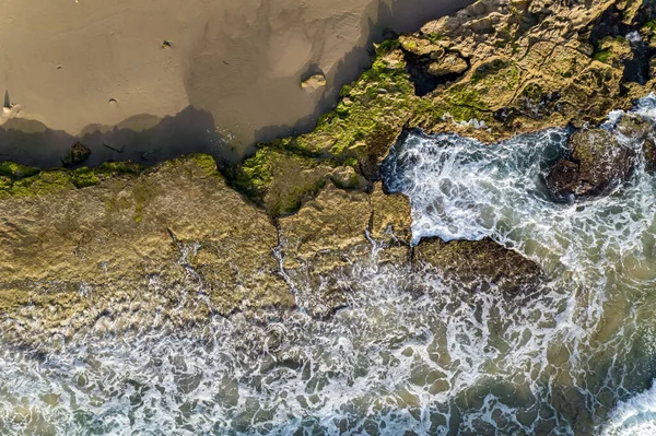 Surf Marino Espumoso Poderoso Foto Fue Tomada Dron Mar Mediterráneo — Foto de Stock