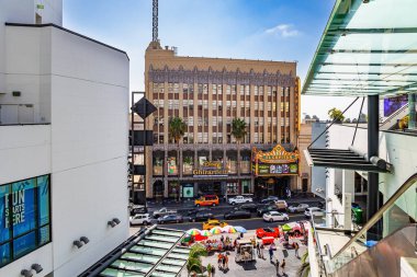 LOS ANGELES, ABD - 26 Eylül 2024 Ünlü Şöhret Yolu. Uzun zamandır beklenen Hollywood sinematografisinin başkenti. Los Angeles.