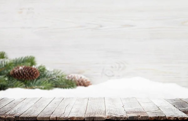 Kış Bokeh Arka Planlı Bir Noel Masası Ürününüzü Göstermek Için — Stok fotoğraf