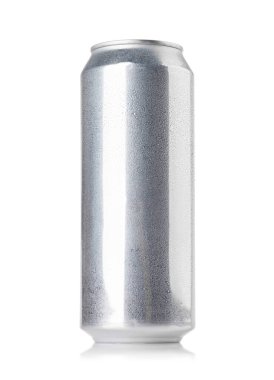 Alüminyum bira ya da soda kutusu. Beyaz arkaplanda izole