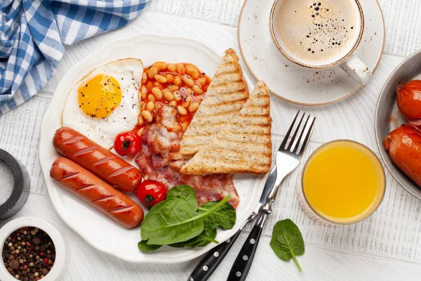 Englisches Frühstück Mit Spiegeleiern Bohnen Speck Und Würstchen Von Oben — Stockfoto