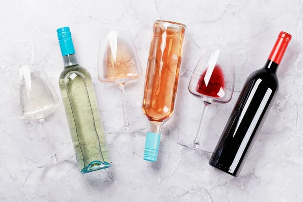 White Rose Red Wine Bottles Glasses Flat Lay — Stock Photo, Image