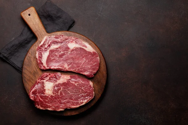 Two Raw Ribeye Beef Steaks Top View Flat Lay Copy — Stock Photo, Image