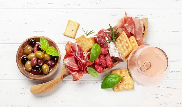 Antipasto Board Prosciutto Salami Crackers Olives Rose Wine Top View — Stock Photo, Image