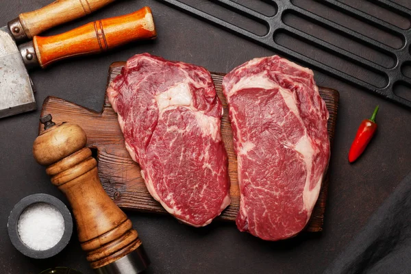 Two Raw Ribeye Beef Steaks Top View Flat Lay — Stock Photo, Image