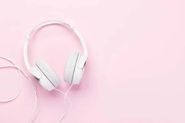 Headphones Pink Background Flat Lay Copy Space — Foto Stock