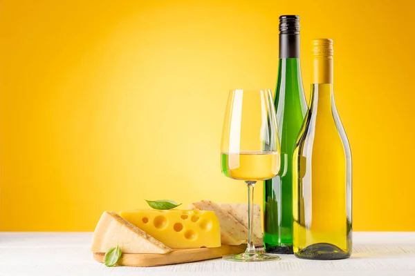 Various Cheese Board White Wine Yellow Background Copy Space — Stock Photo, Image