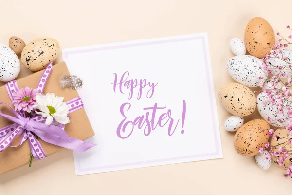 Gift Box Easter Eggs Flowers Easter Greeting Card Beige Background — Stock Photo, Image