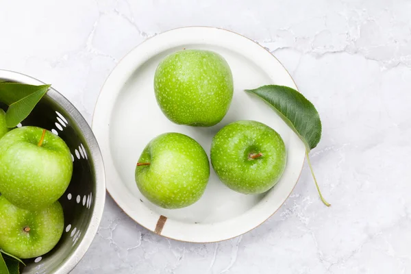 Fresh Green Apples Colander Plate Stone Table Flat Lay — Stock Photo, Image