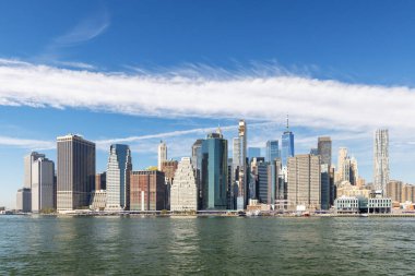 New York City silueti. Manhattan ve Brooklyn Gökdelenleri Panorama