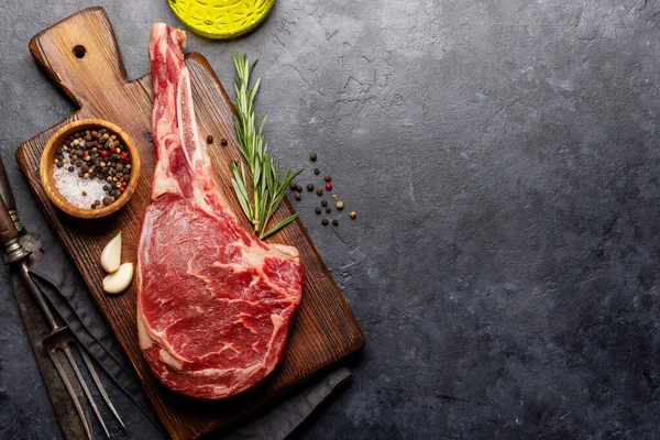 Raw Tomahawk Beef Steak Spices Ready Grilling Flat Lay Copy — Stock Fotó