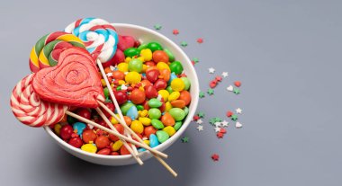 Selamlarınız için şekerleme ve fotokopi alanı. Sevgililer Günü Şeker Kalbi