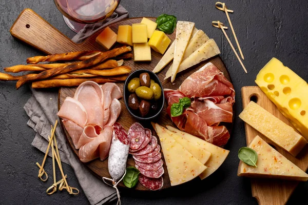 Antipasto Board Various Meat Cheese Snacks Flat Lay — Stockfoto