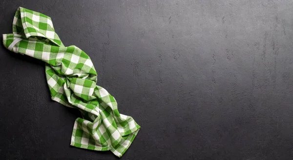 Bovenaanzicht Van Een Keukentafel Met Een Handdoek Servet Het Creëren — Stockfoto