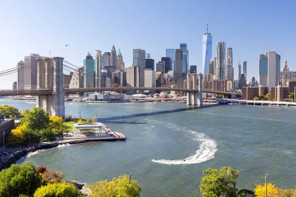 뉴욕의 스카이라인 맨해튼 마천루 파노라마와 브루클린 — 스톡 사진
