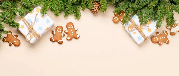 Xmas Fir Tree Branch Christmas Gift Boxes Gingerbread Cookies Space — Stock Photo, Image