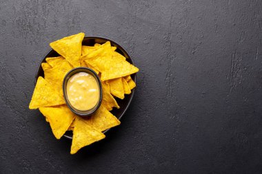 İçinde nacho olan Meksika yemeği. Kopyalama alanı olan düz