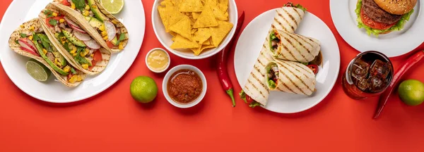 Comida Mexicana Con Tacos Burritos Nachos Hamburguesas Más Puesta Plana — Foto de Stock