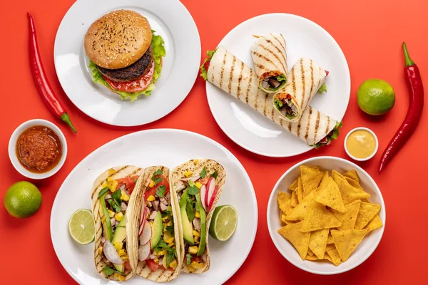 Tako Burrito Nachos Hamburger Daha Fazlasının Olduğu Meksika Yemekleri Düz — Stok fotoğraf